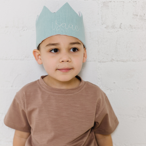blue birthday crown outfit ideas